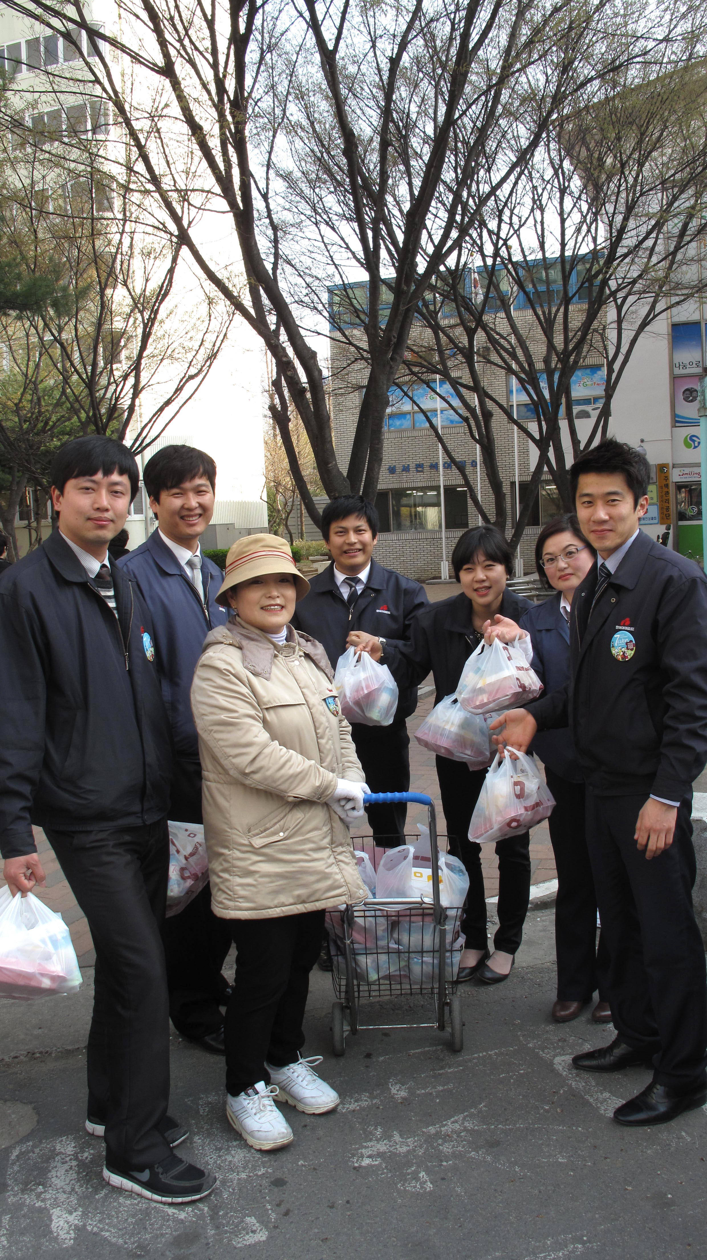 (주)한국야쿠르트 도시락 지원사진