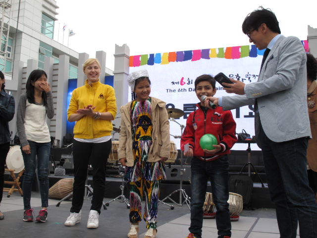 2014 웃는얼굴 큰잔치의 '제6회 달서 다문화축제'사진