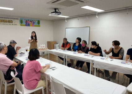 1인중장년 사회적 관계망 형성 프로그램 '뭉치면 산다' 원예교실 진행(상반기)