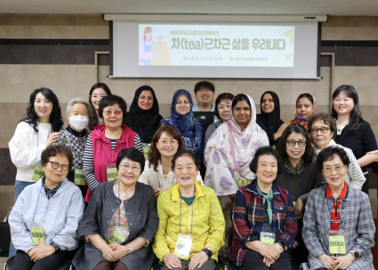 차(tea)근 차근, 삶을 우려내다