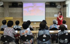 여성어르신 자아통합감 향상 프로그램 재능기부 가요교실 진행사진